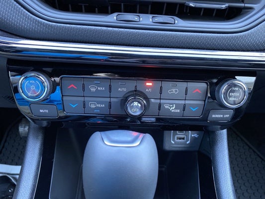 2024 Jeep Compass Latitude in Lewistown, PA - Lake Auto