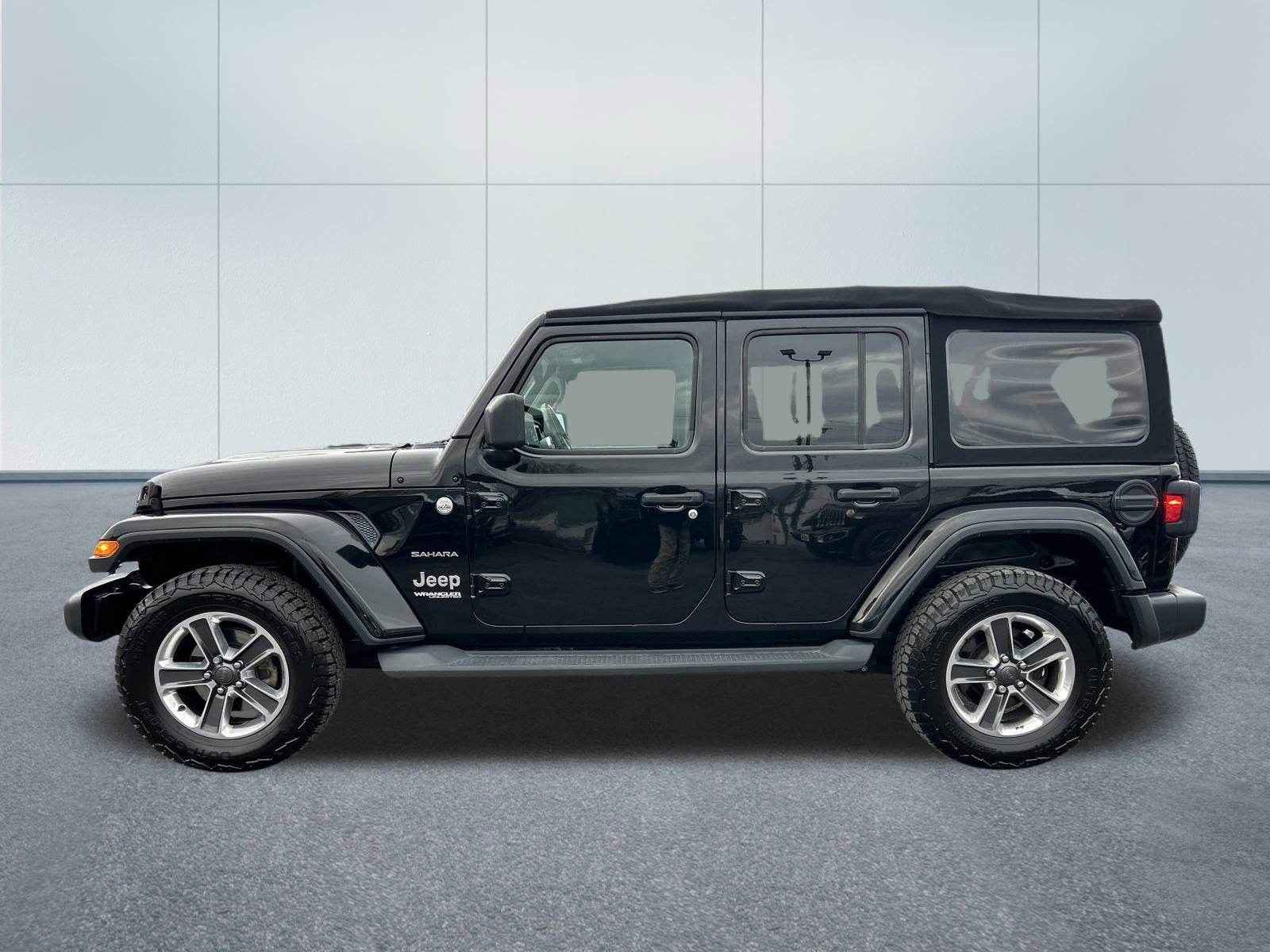 2018 Jeep WRANGLER UNL SAHARA