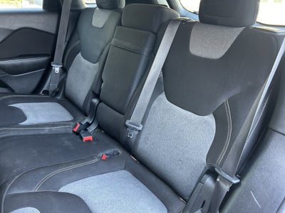 2014 Jeep CHEROKEE LATITUDE