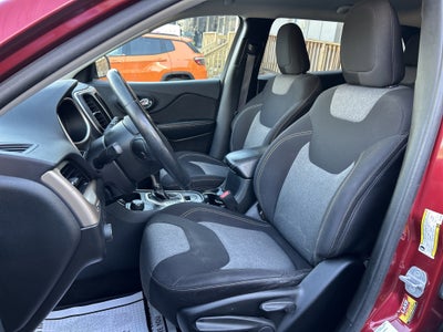 2014 Jeep CHEROKEE LATITUDE