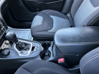 2014 Jeep CHEROKEE LATITUDE