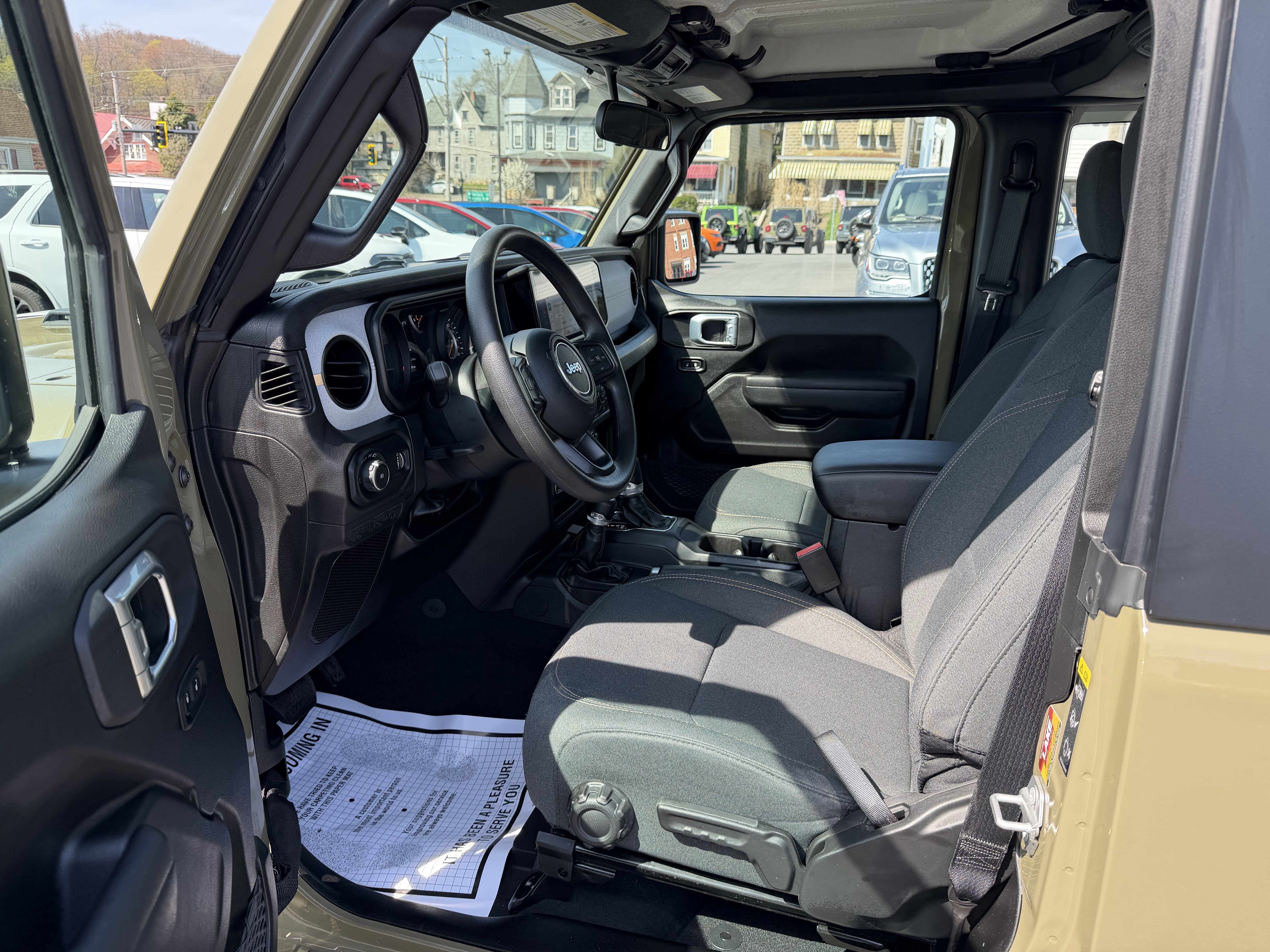2025 Jeep WRANGLER UNL SPORT