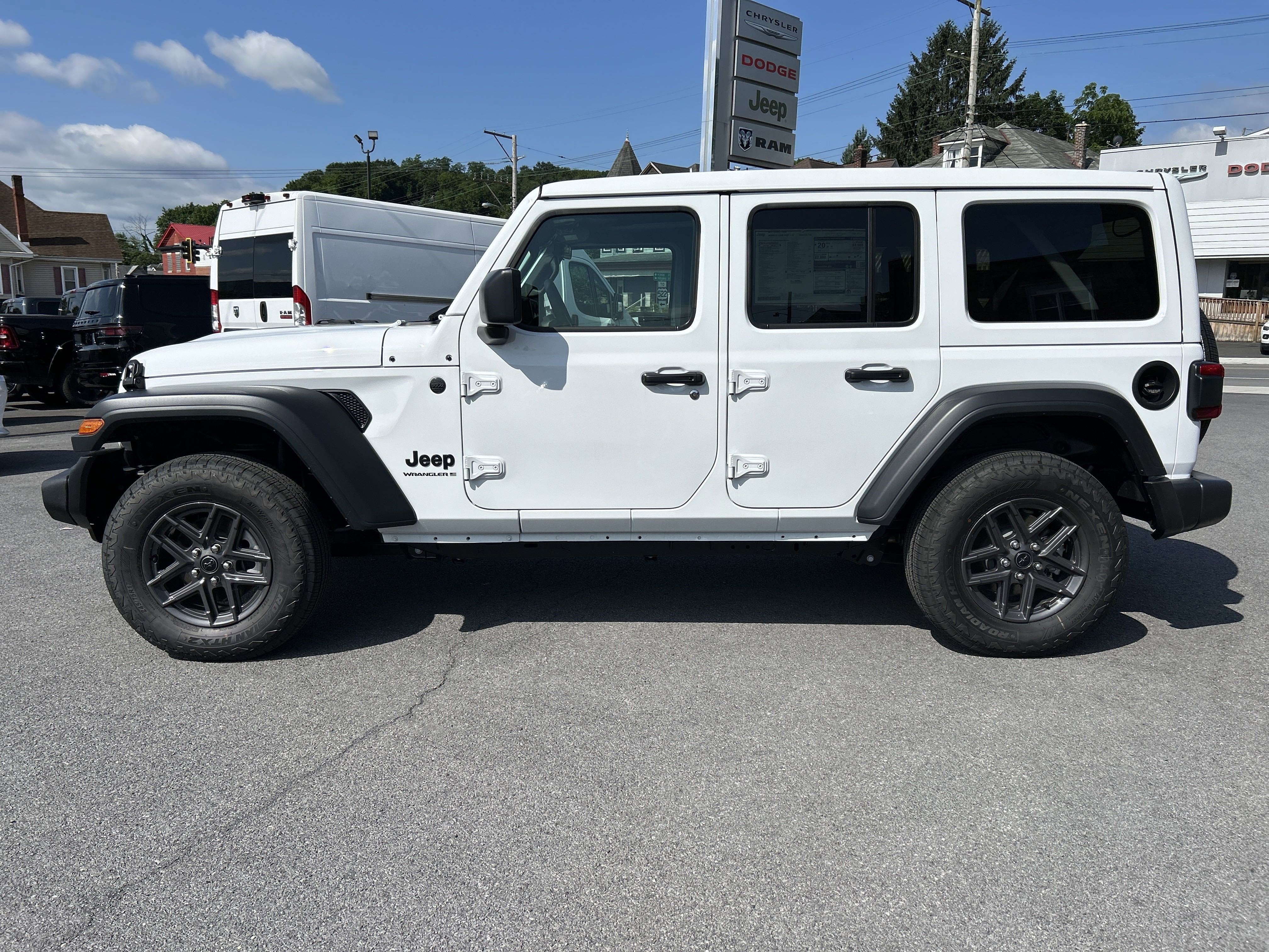 2025 Jeep Wrangler Sport S