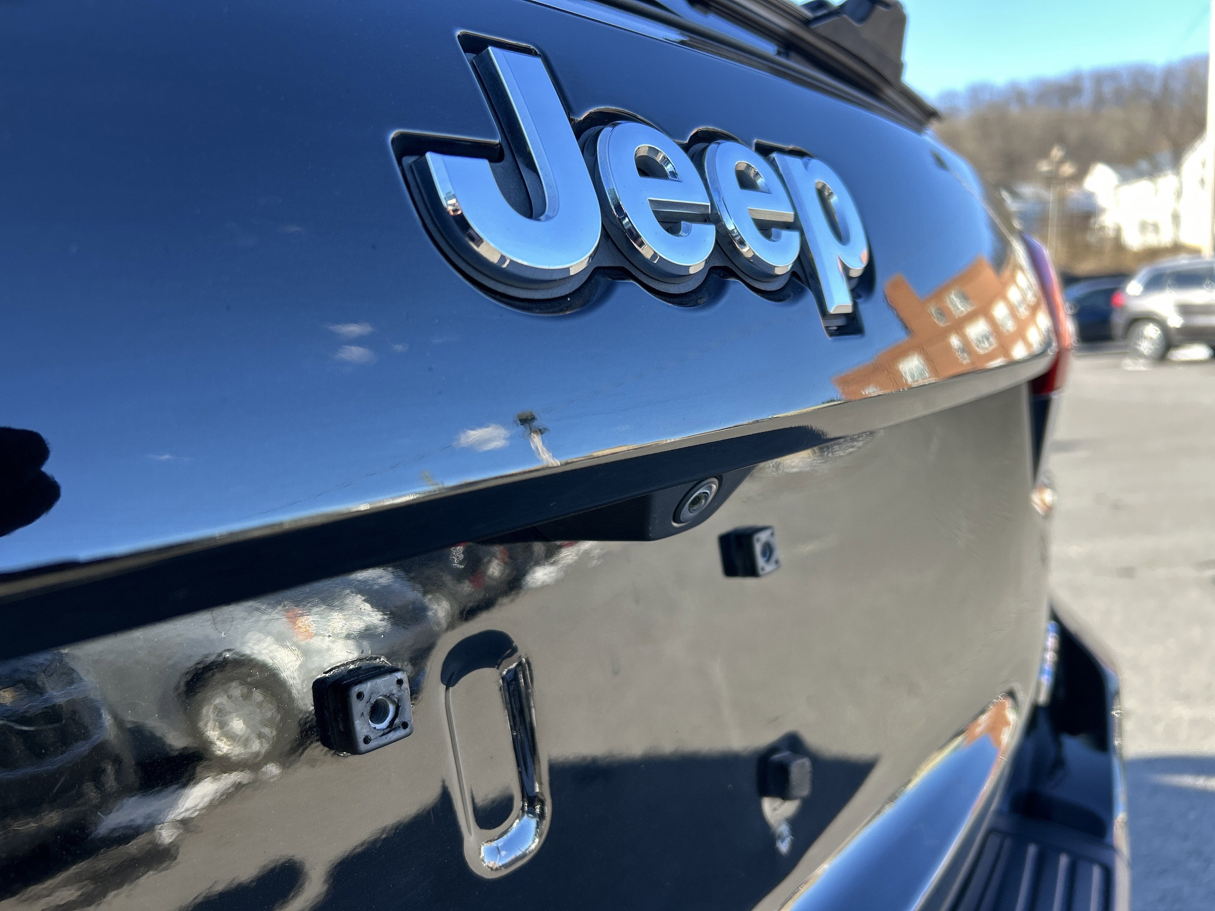 2017 Jeep GRAND CHEROKEE LAREDO