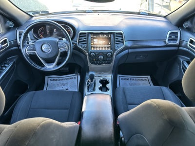 2017 Jeep GRAND CHEROKEE LAREDO