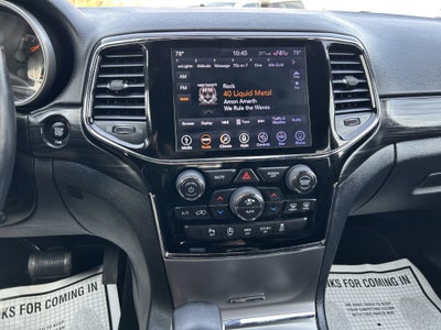 2019 Jeep GRAND CHEROKEE LAREDO E