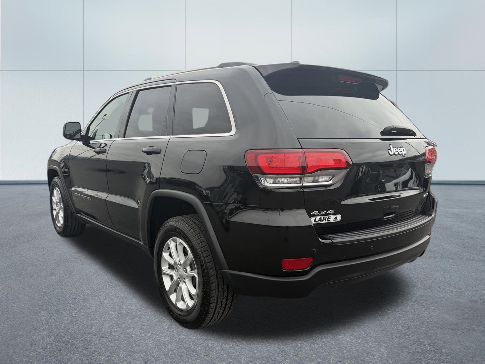 2021 Jeep GRAND CHEROKEE LAREDO E