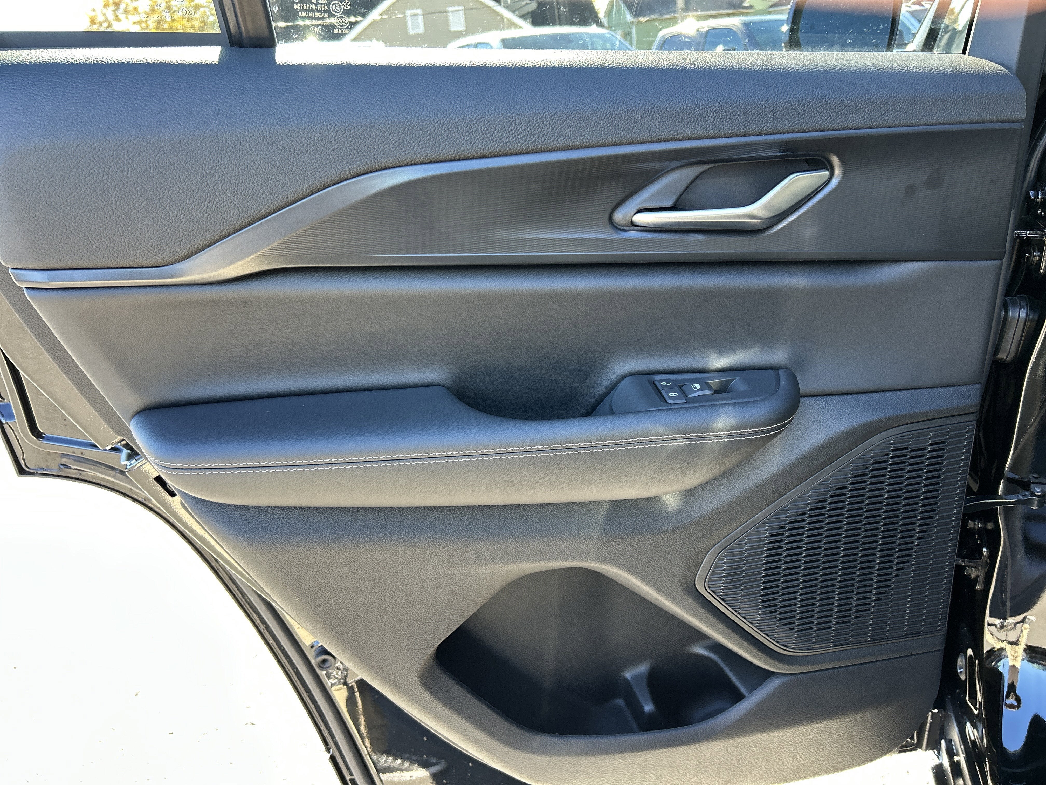 2025 Jeep Grand Cherokee Base