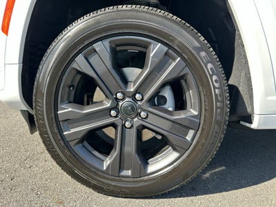 2027 Jeep Grand Cherokee Limited Reserve