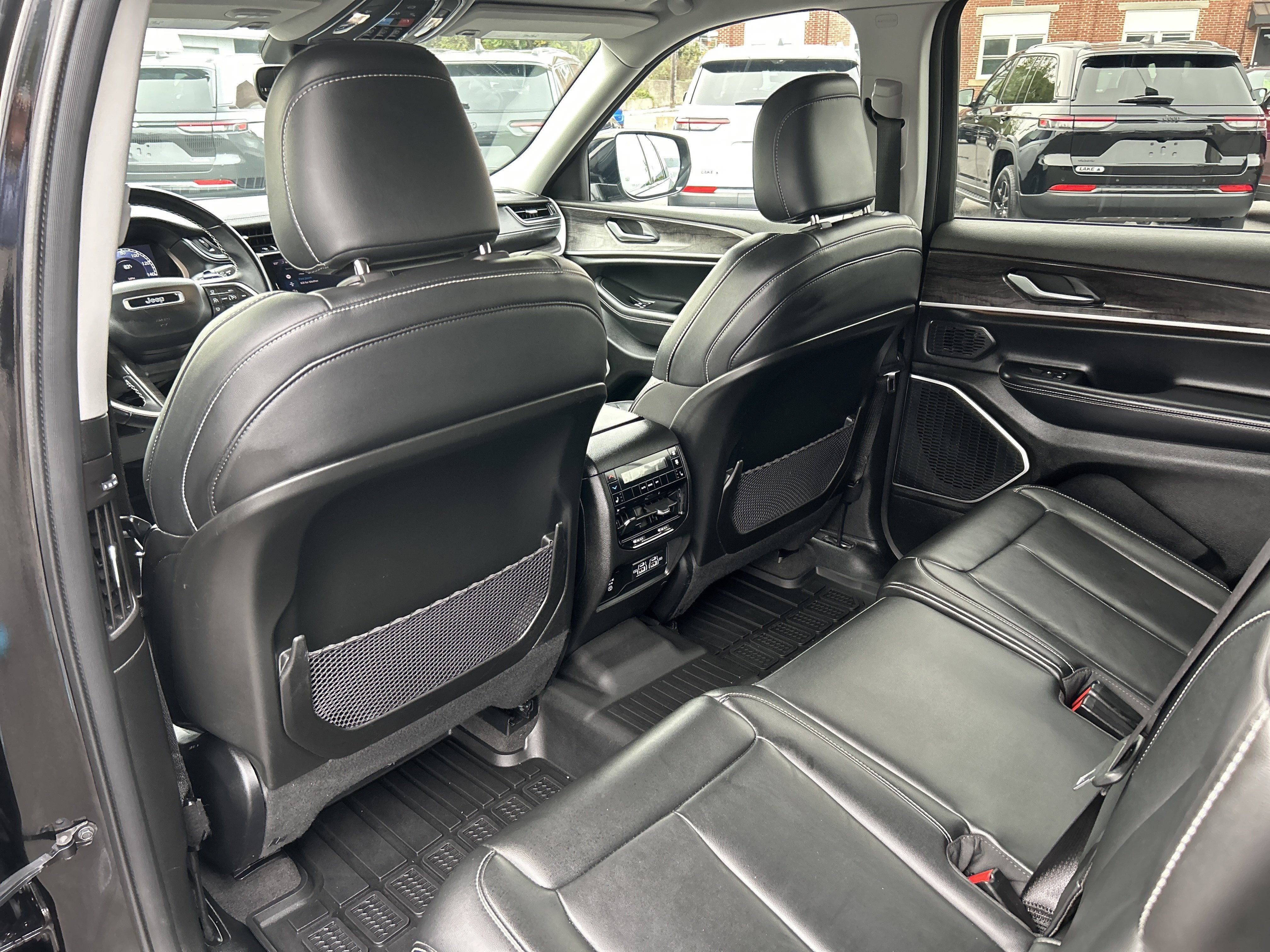 2021 Jeep GRAND CHEROKEE L LIMITED