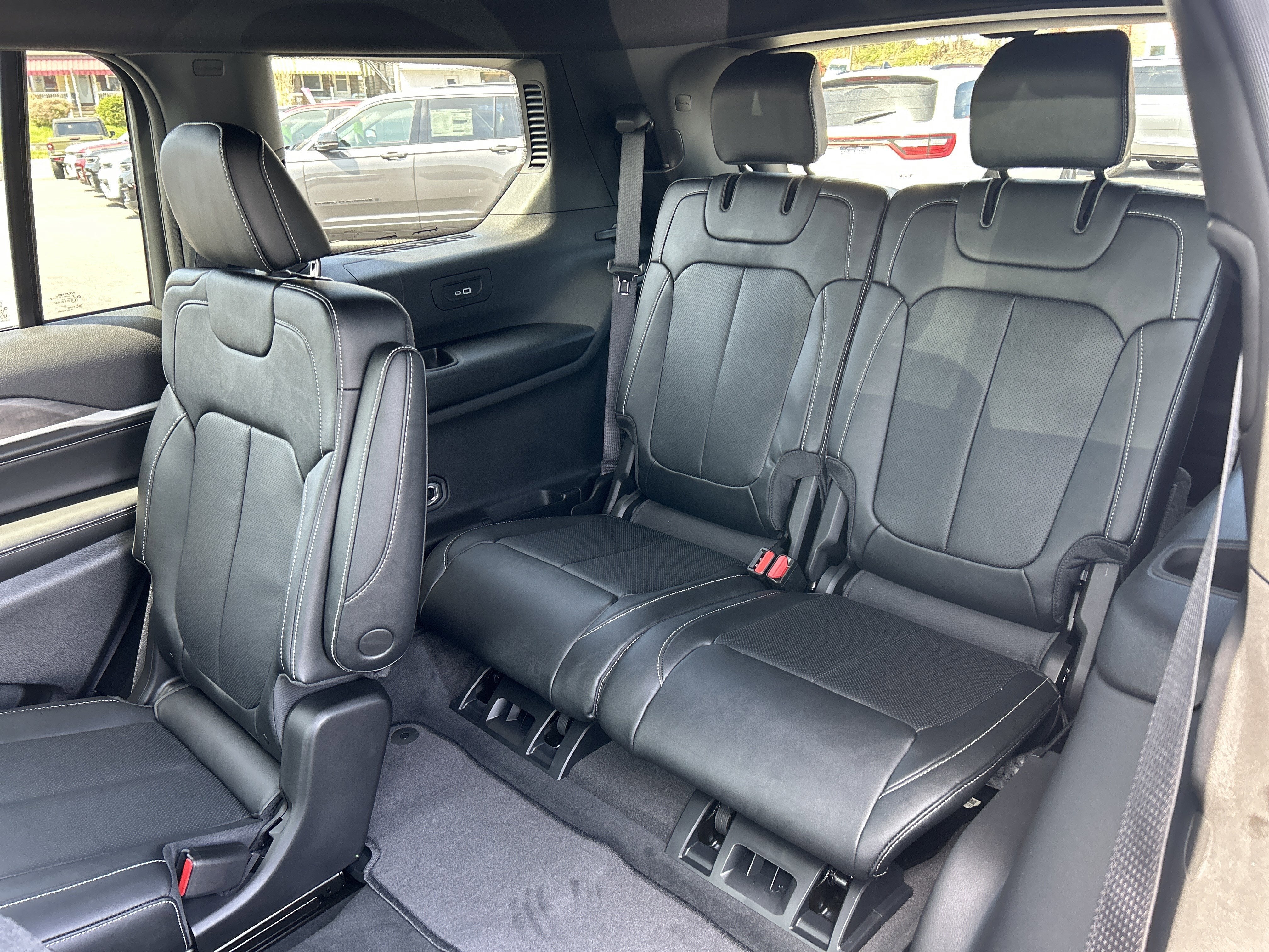 2026 Jeep Grand Cherokee L Limited Reserve