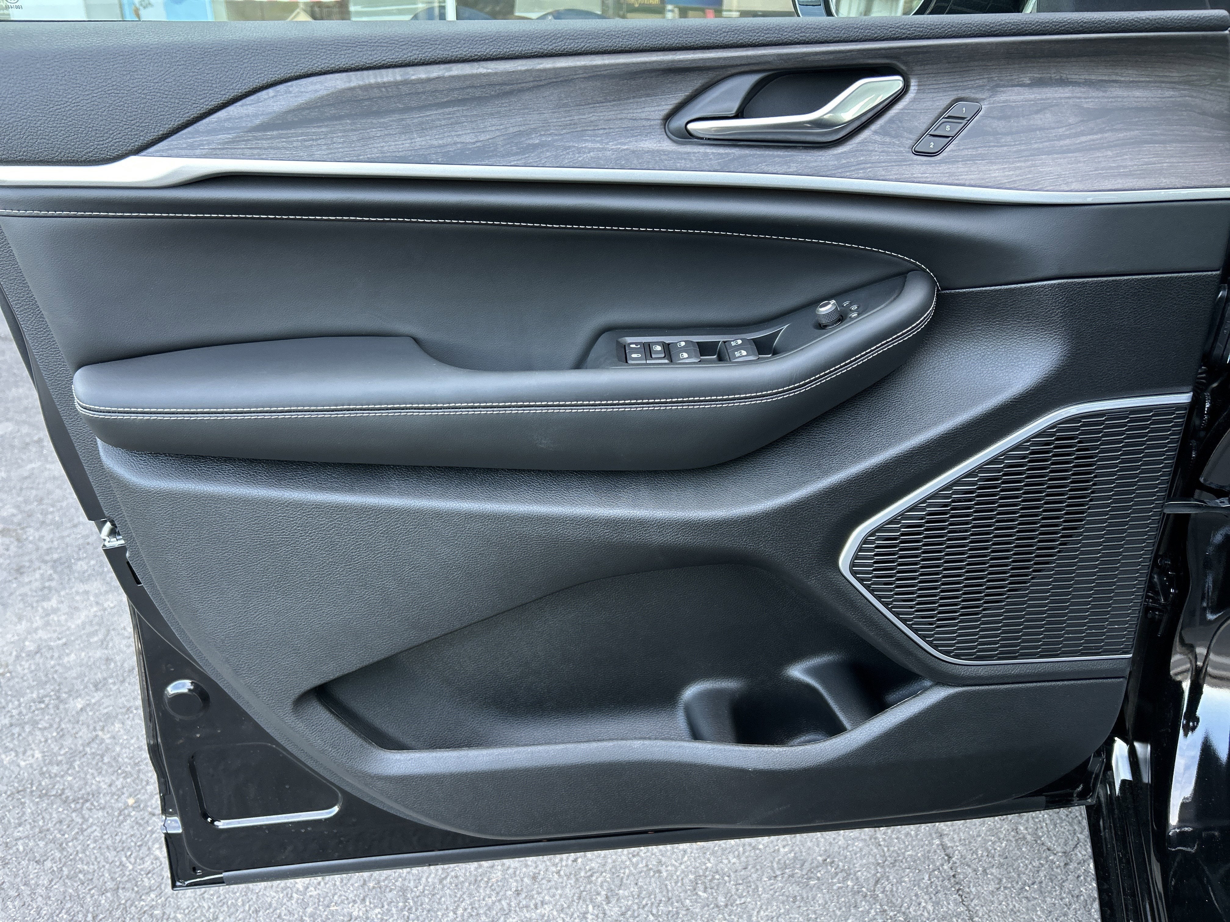 2026 Jeep Grand Cherokee L Limited Reserve