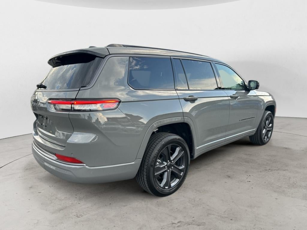 2027 Jeep Grand Cherokee L Limited Reserve