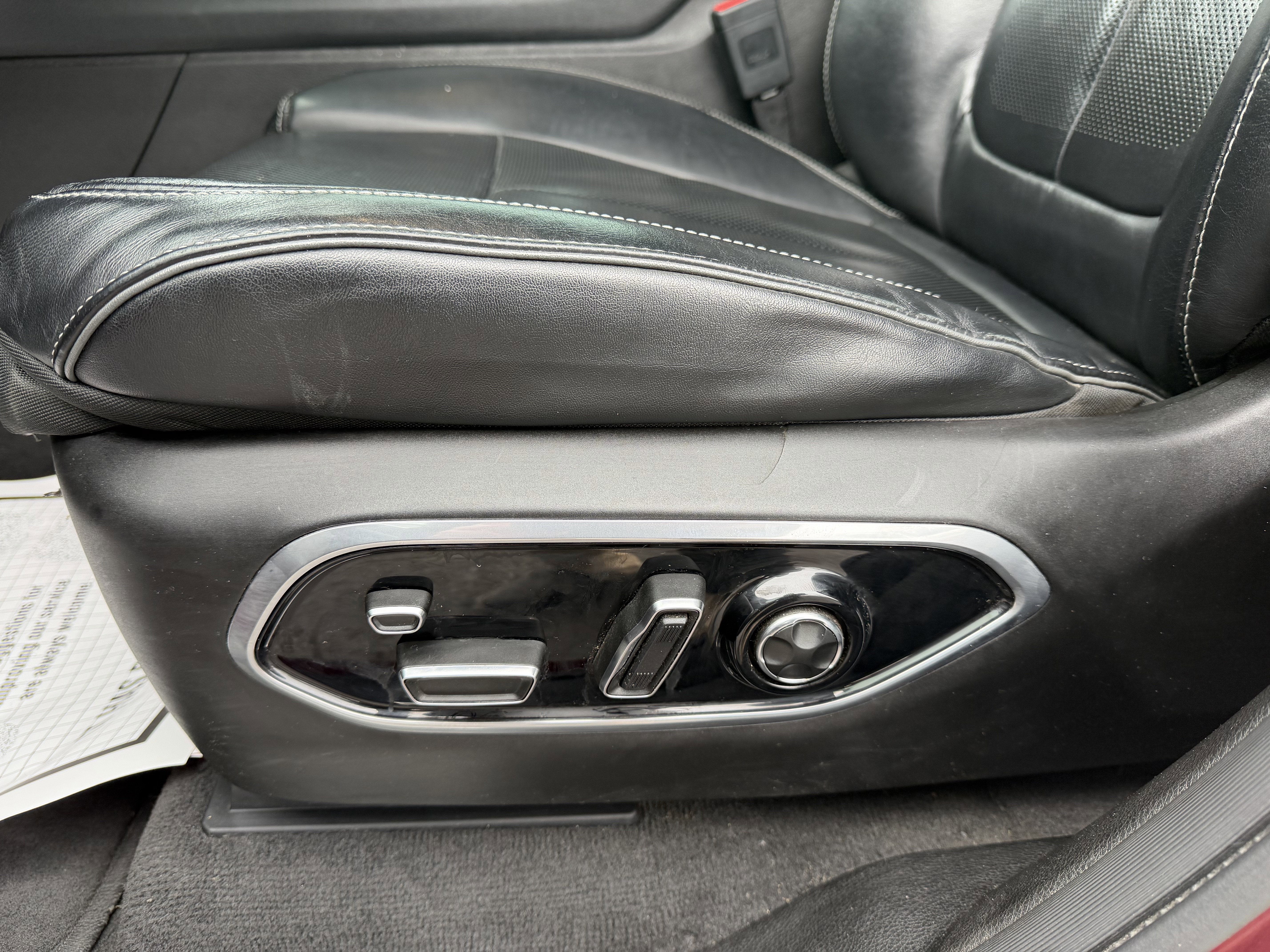 2021 Jeep GRAND CHEROKEE OVERLAND