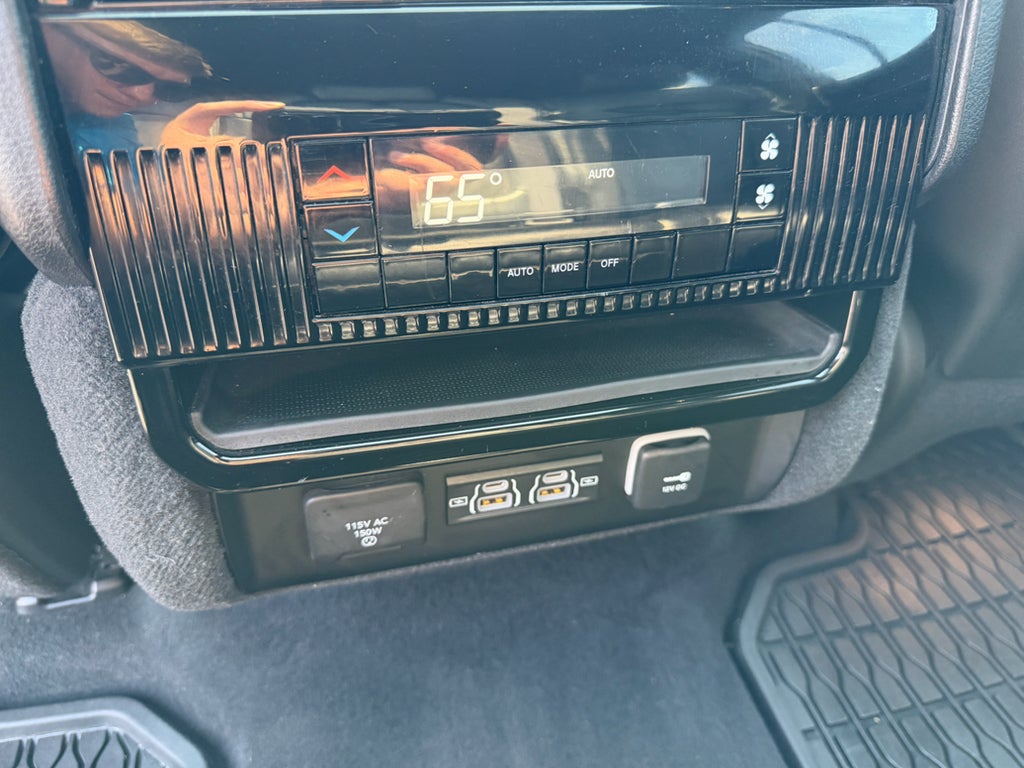 2023 Jeep Wagoneer Series I