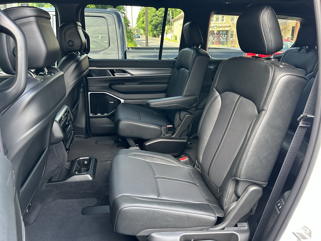 2026 Jeep Grand Wagoneer Limited Reserve