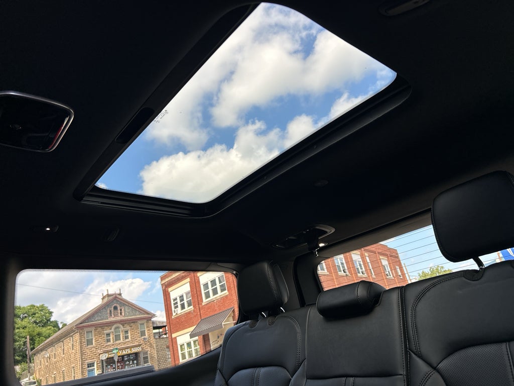 2026 Jeep Grand Wagoneer Limited Reserve