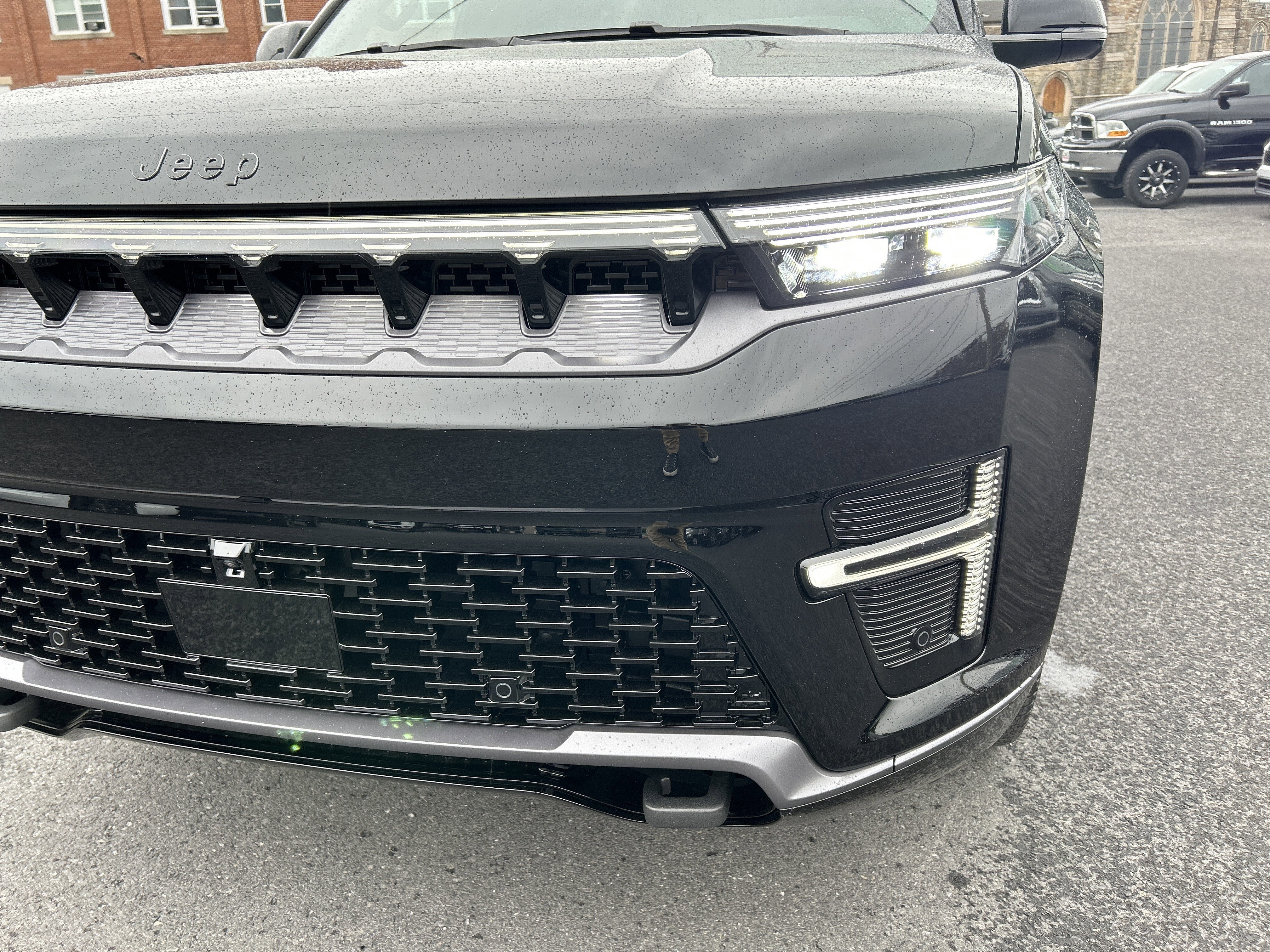 2026 Jeep Grand Wagoneer Limited Reserve