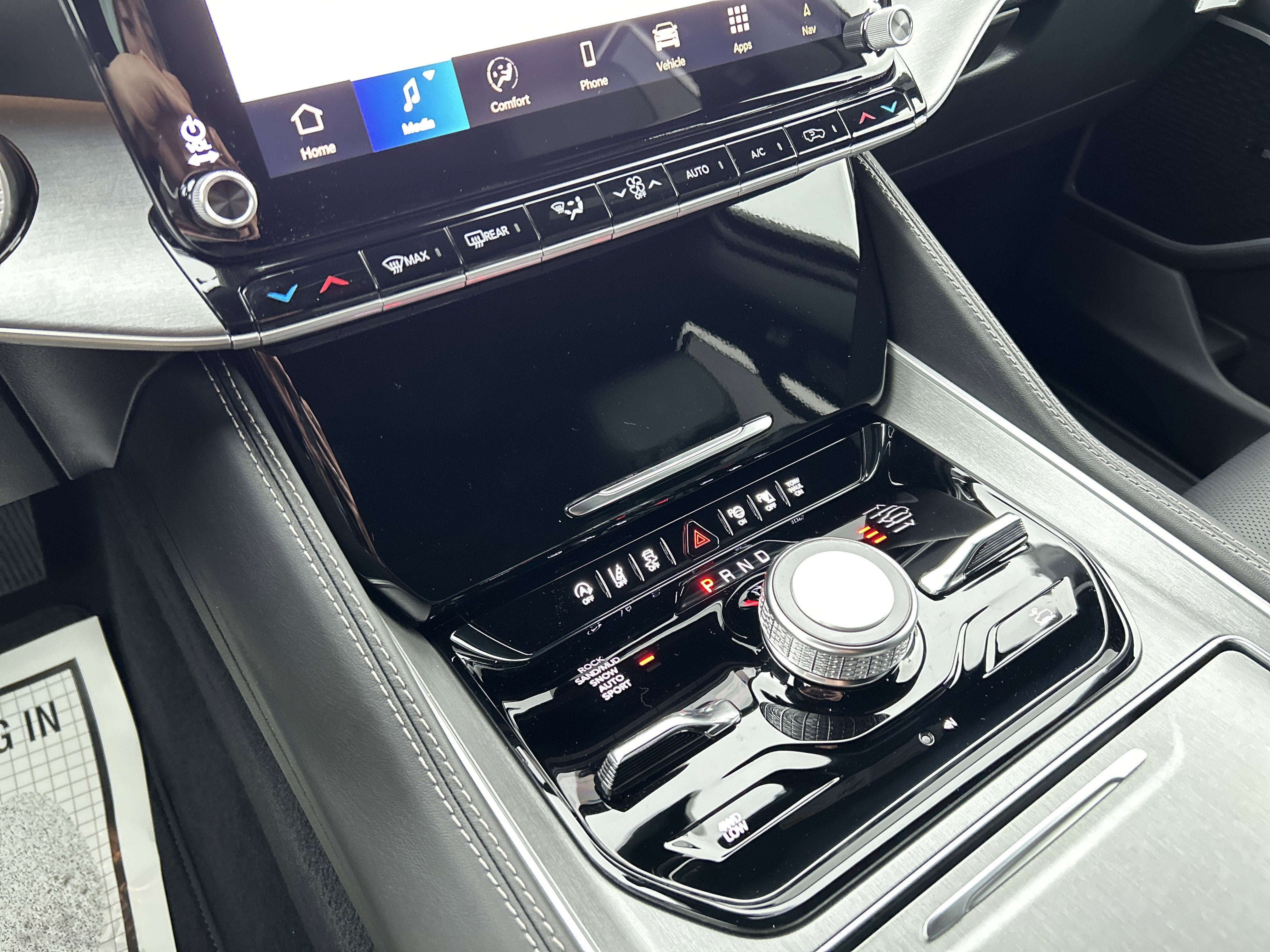 2026 Jeep Grand Wagoneer Limited Reserve