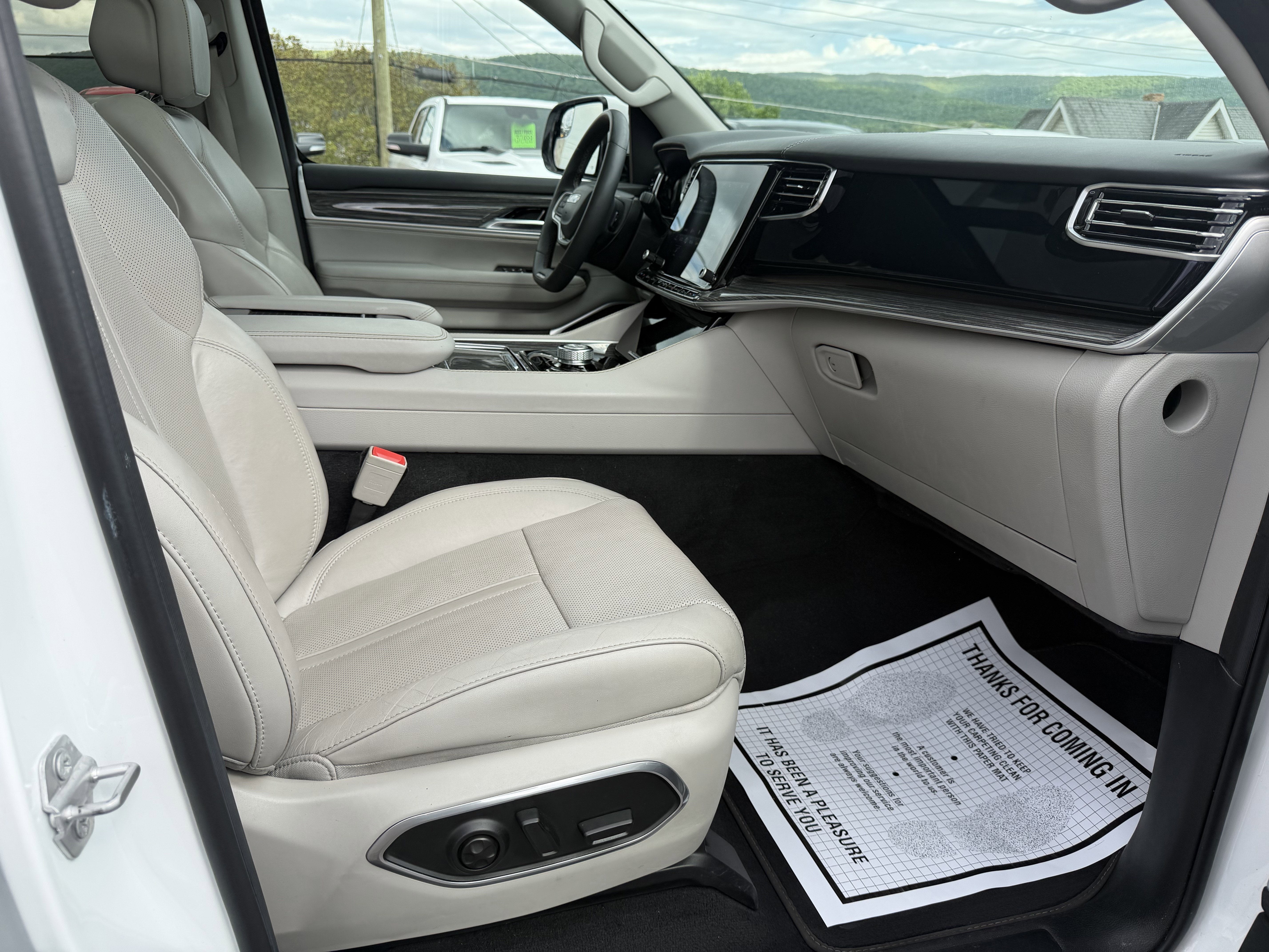 2022 Jeep WAGONEER SERIES SERIES II