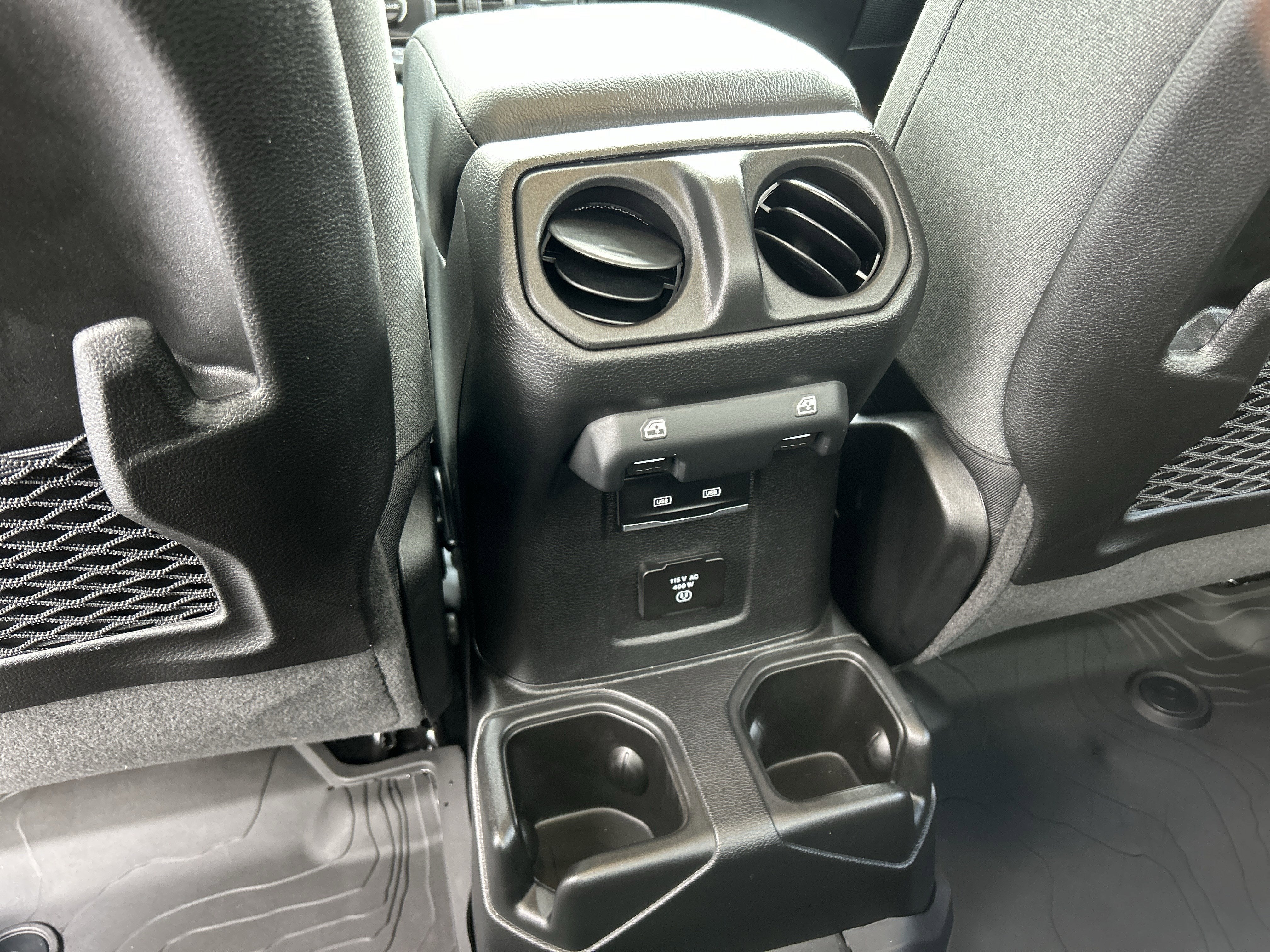 2025 Jeep GLADIATOR JTJS98