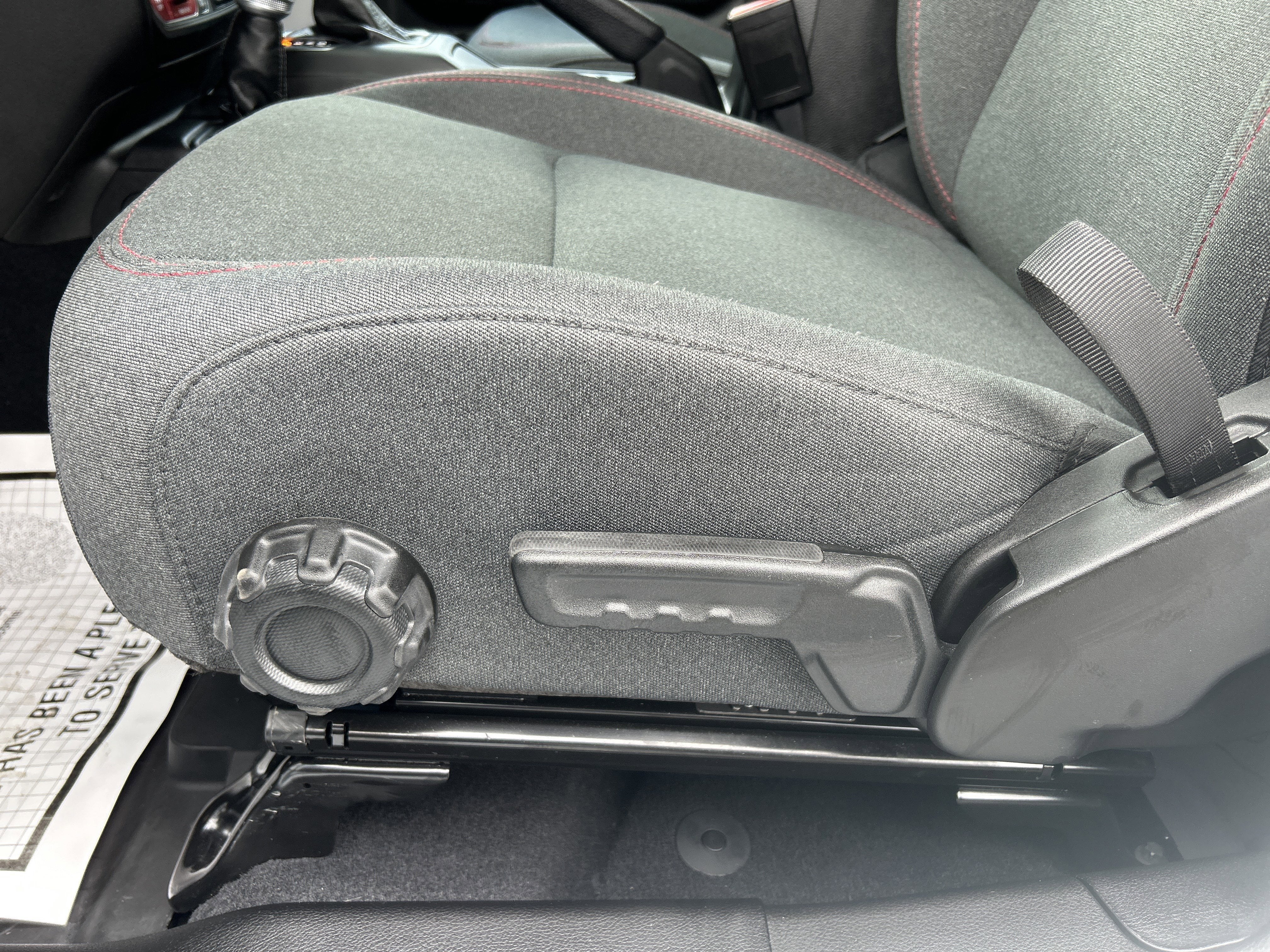 2025 Jeep GLADIATOR JTJS98