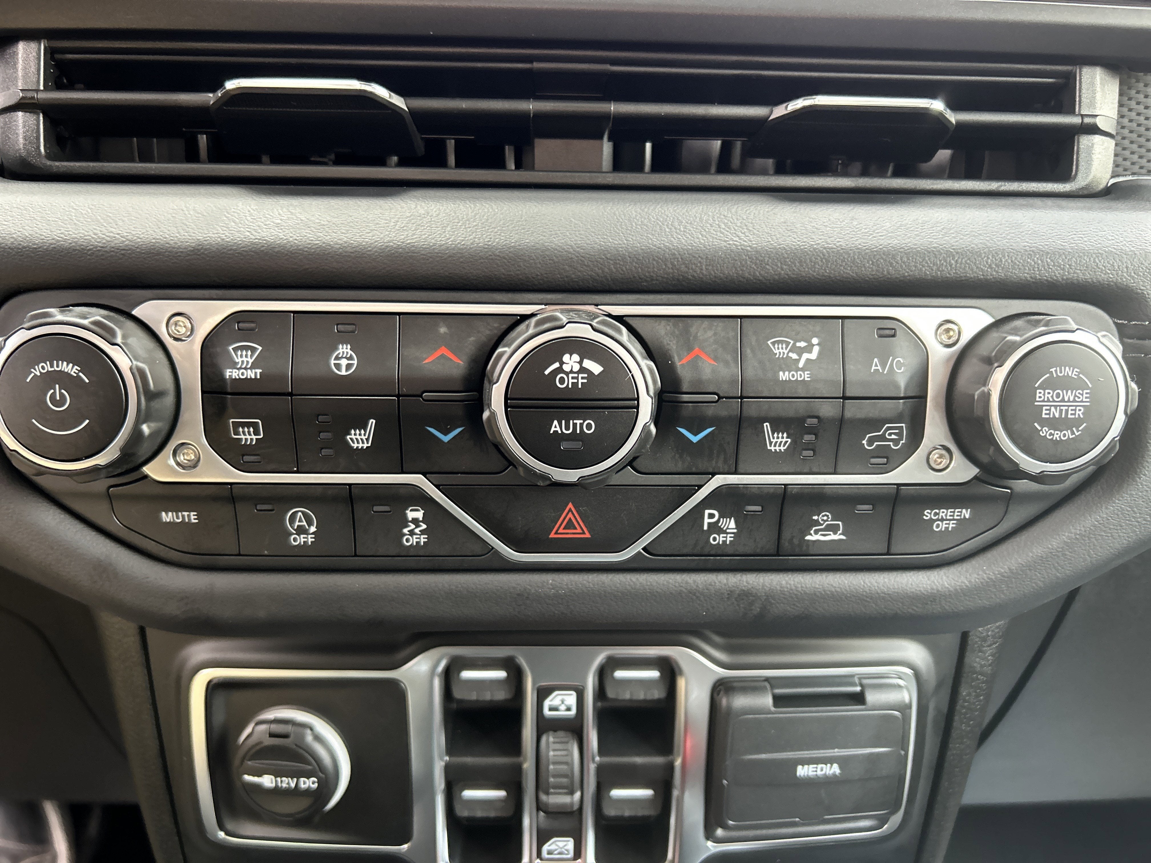 2025 Jeep GLADIATOR JTJS98