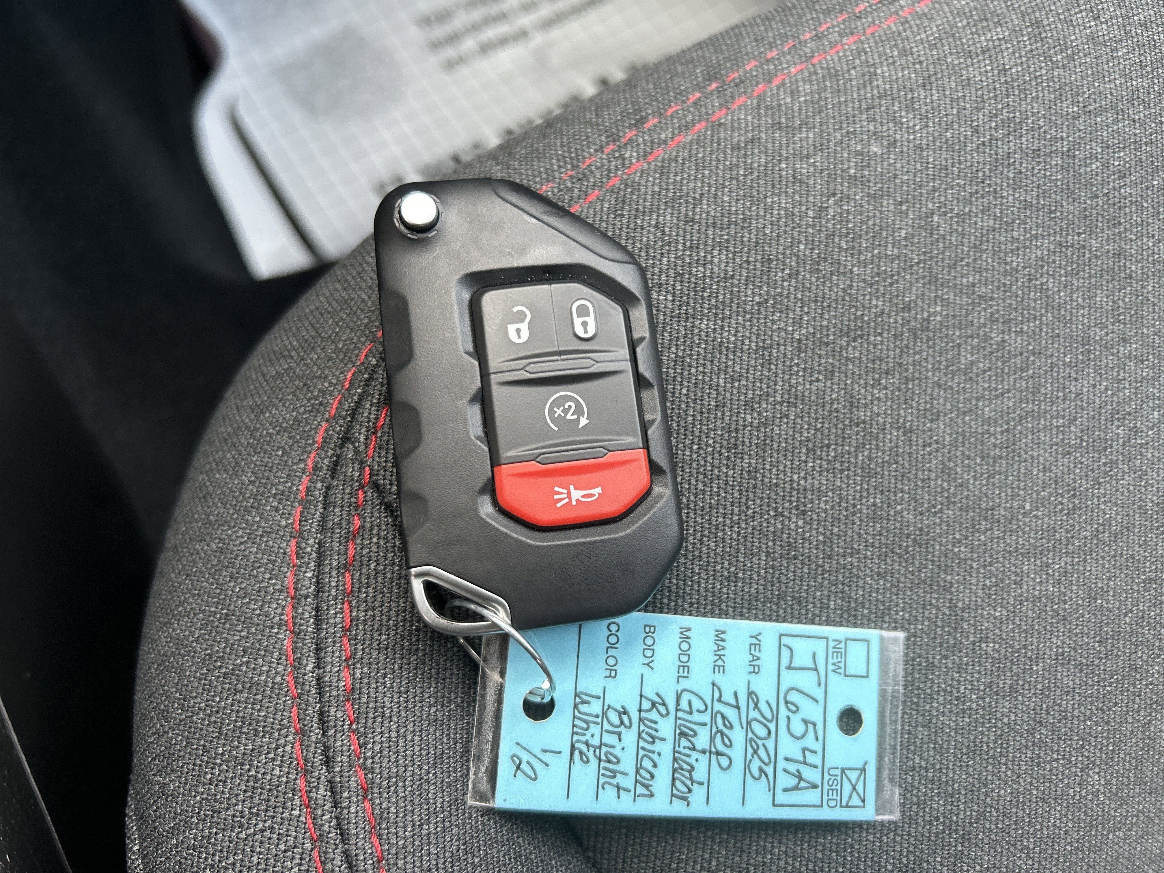 2025 Jeep GLADIATOR JTJS98