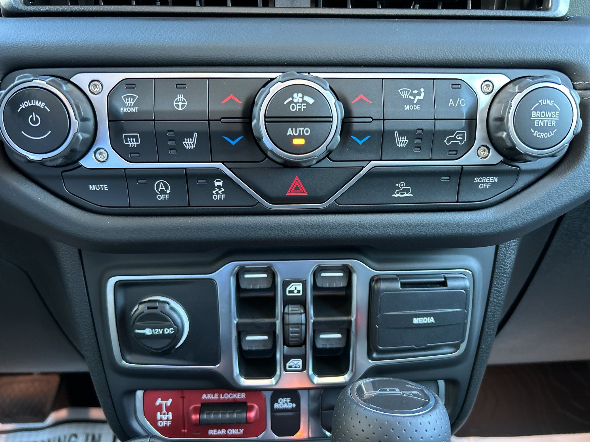 2027 Jeep Gladiator Mojave