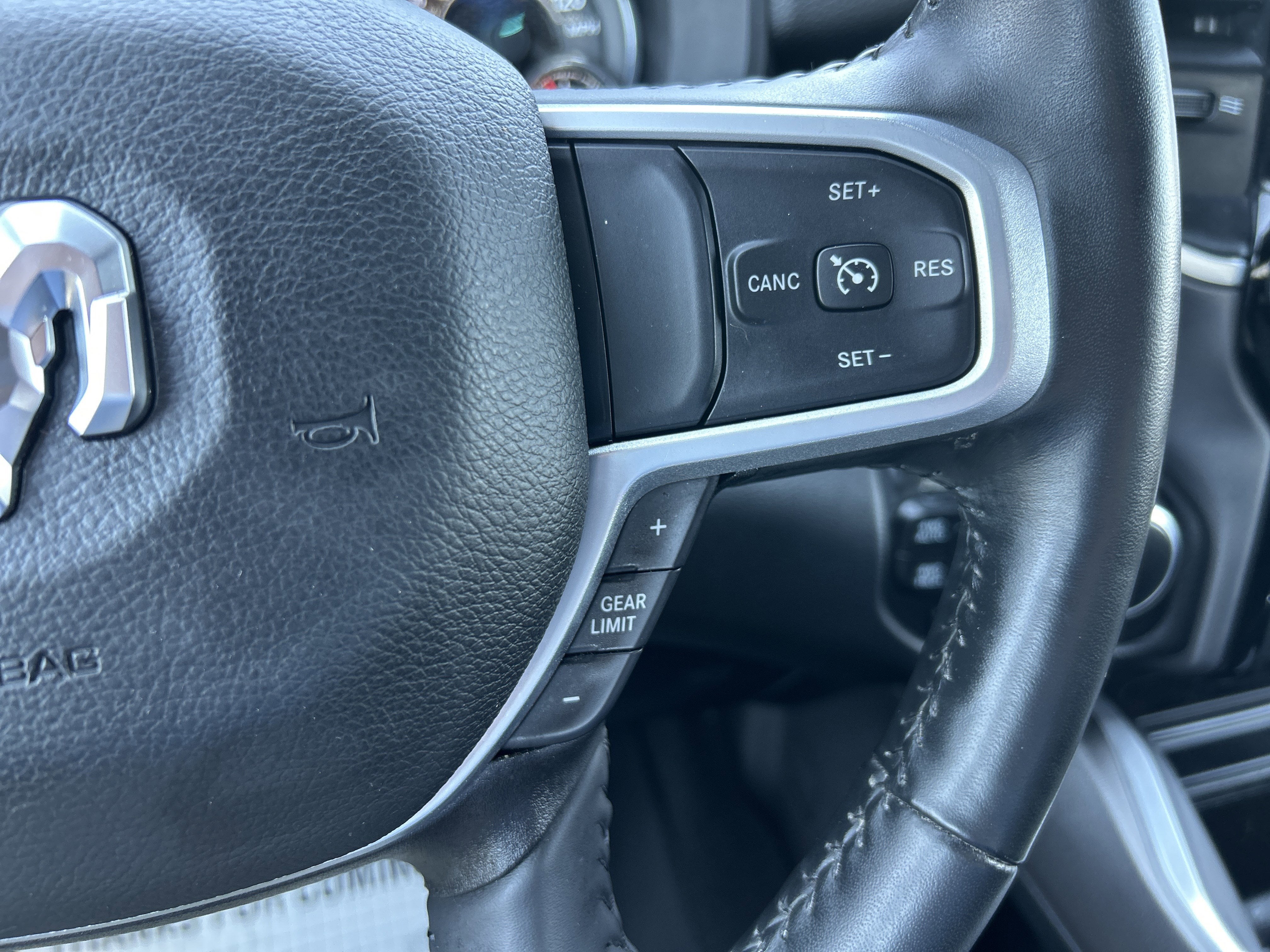 2024 RAM RAM 1500 BIG HORN