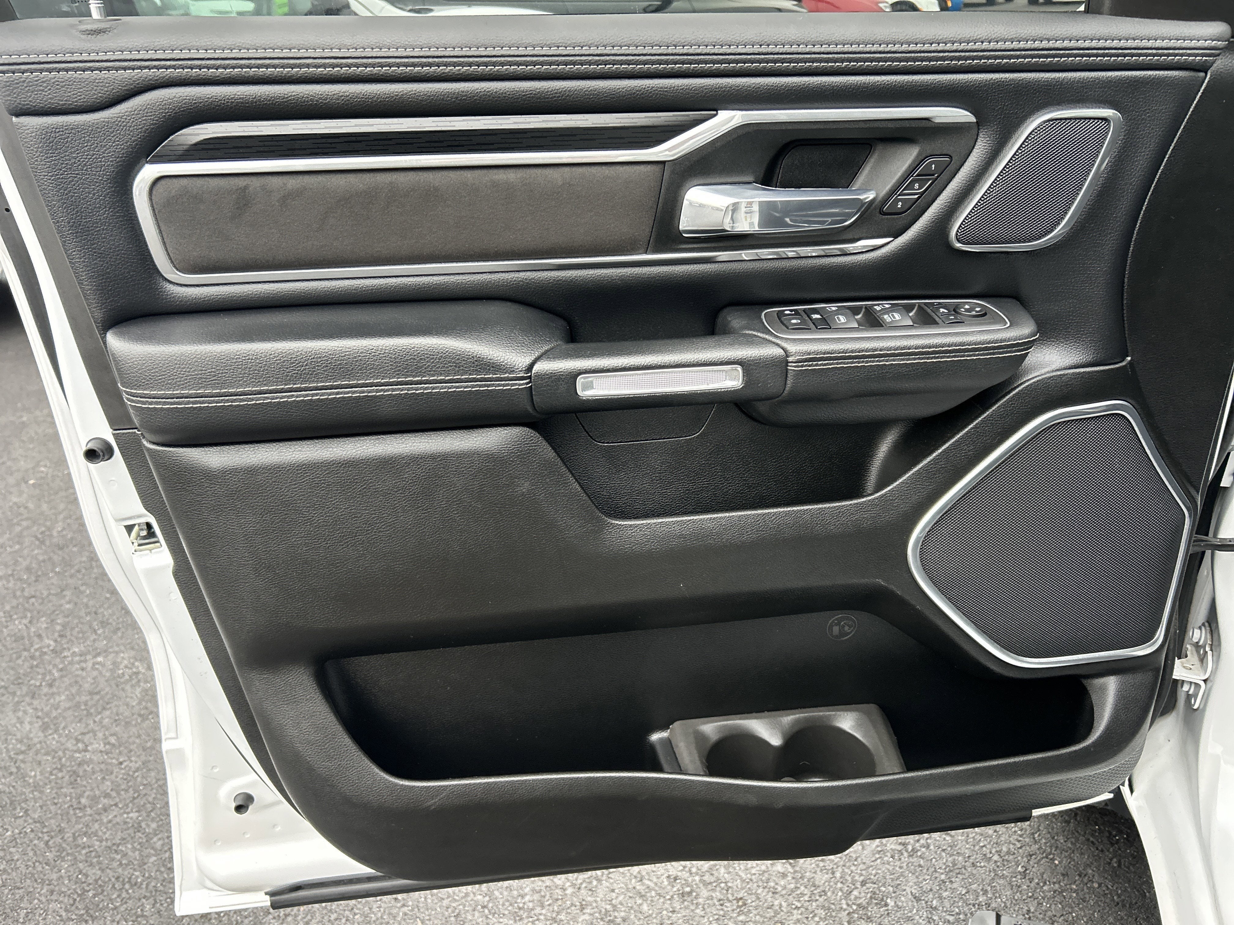 2023 RAM RAM 1500 LARAMIE