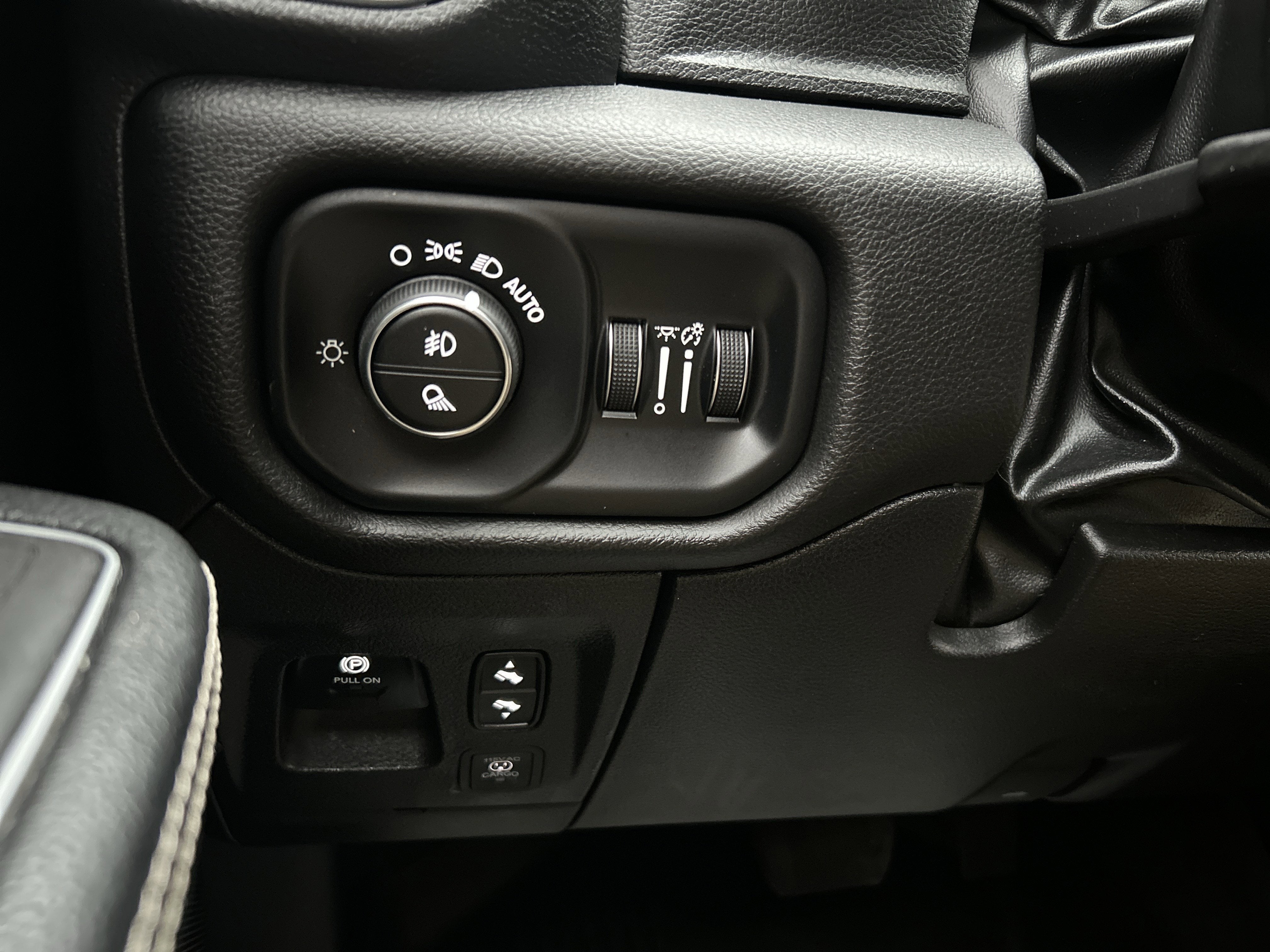 2023 RAM RAM 1500 LARAMIE