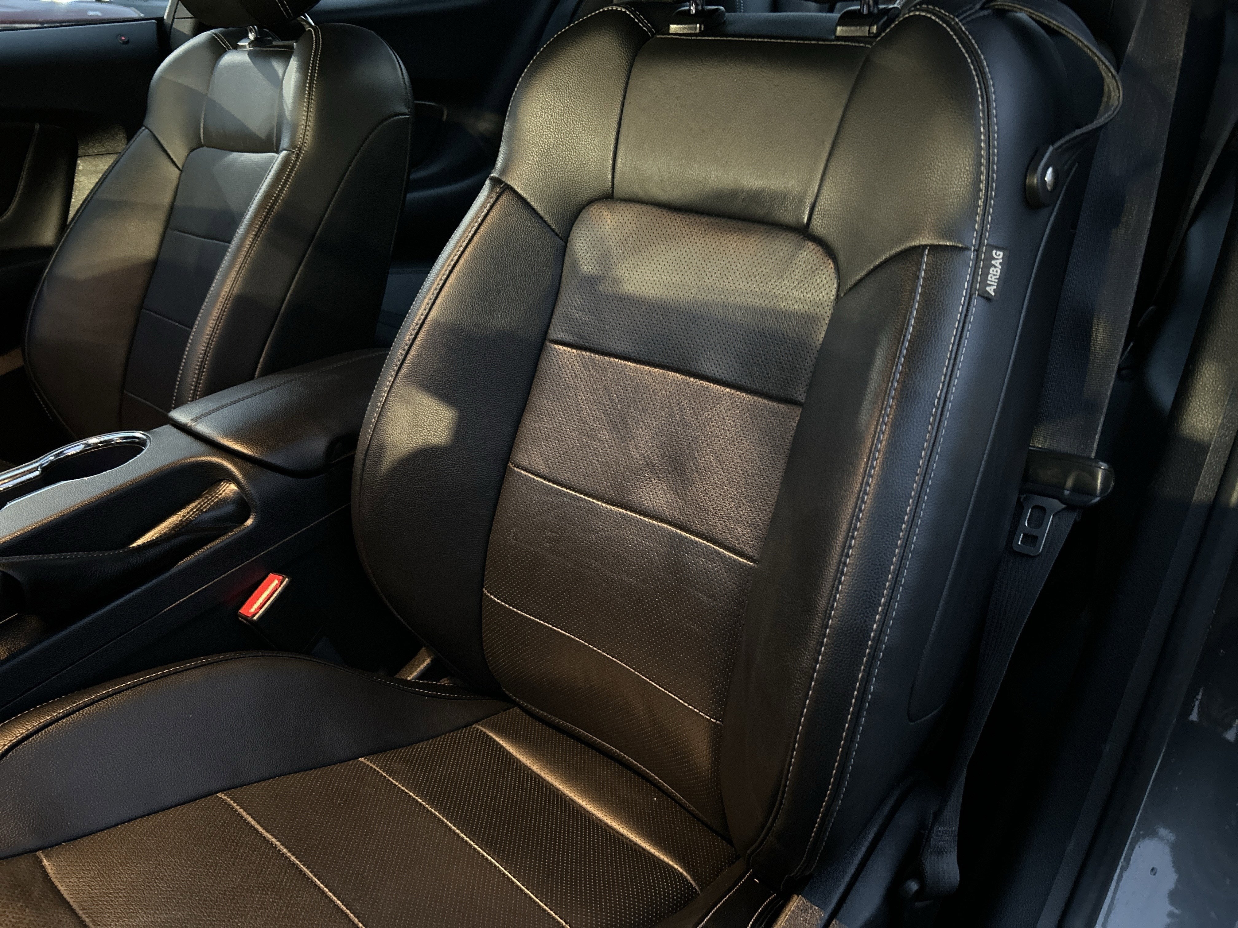 2016 Ford MUSTANG ECO PREMIUM