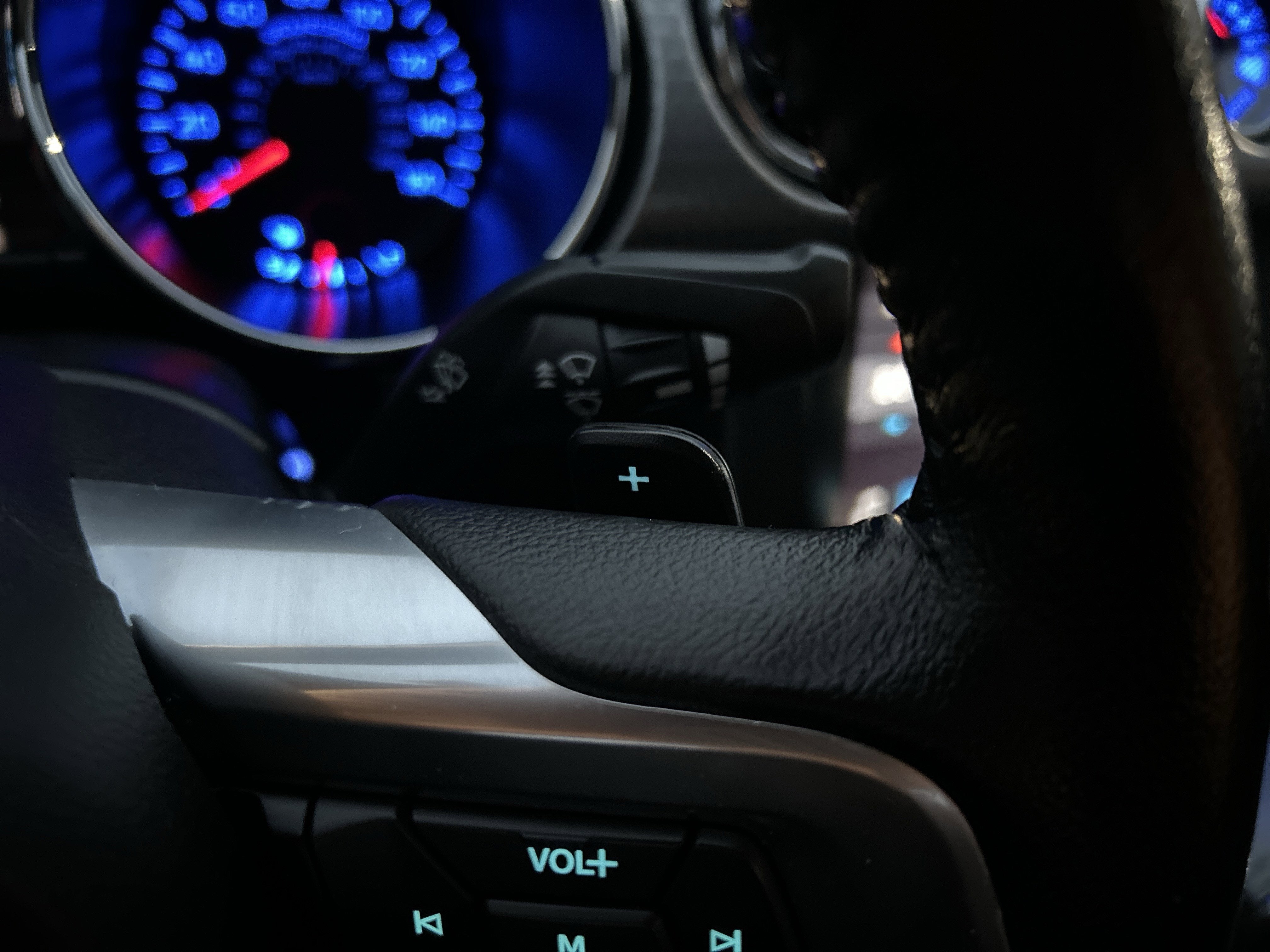 2016 Ford MUSTANG ECO PREMIUM