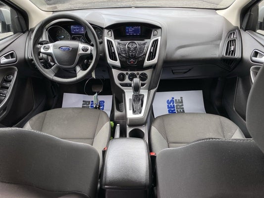 2014 Ford Focus SE in Lewistown, PA - Lake Auto