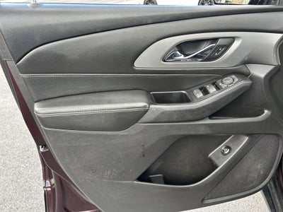 2018 Chevrolet TRAVERSE LT