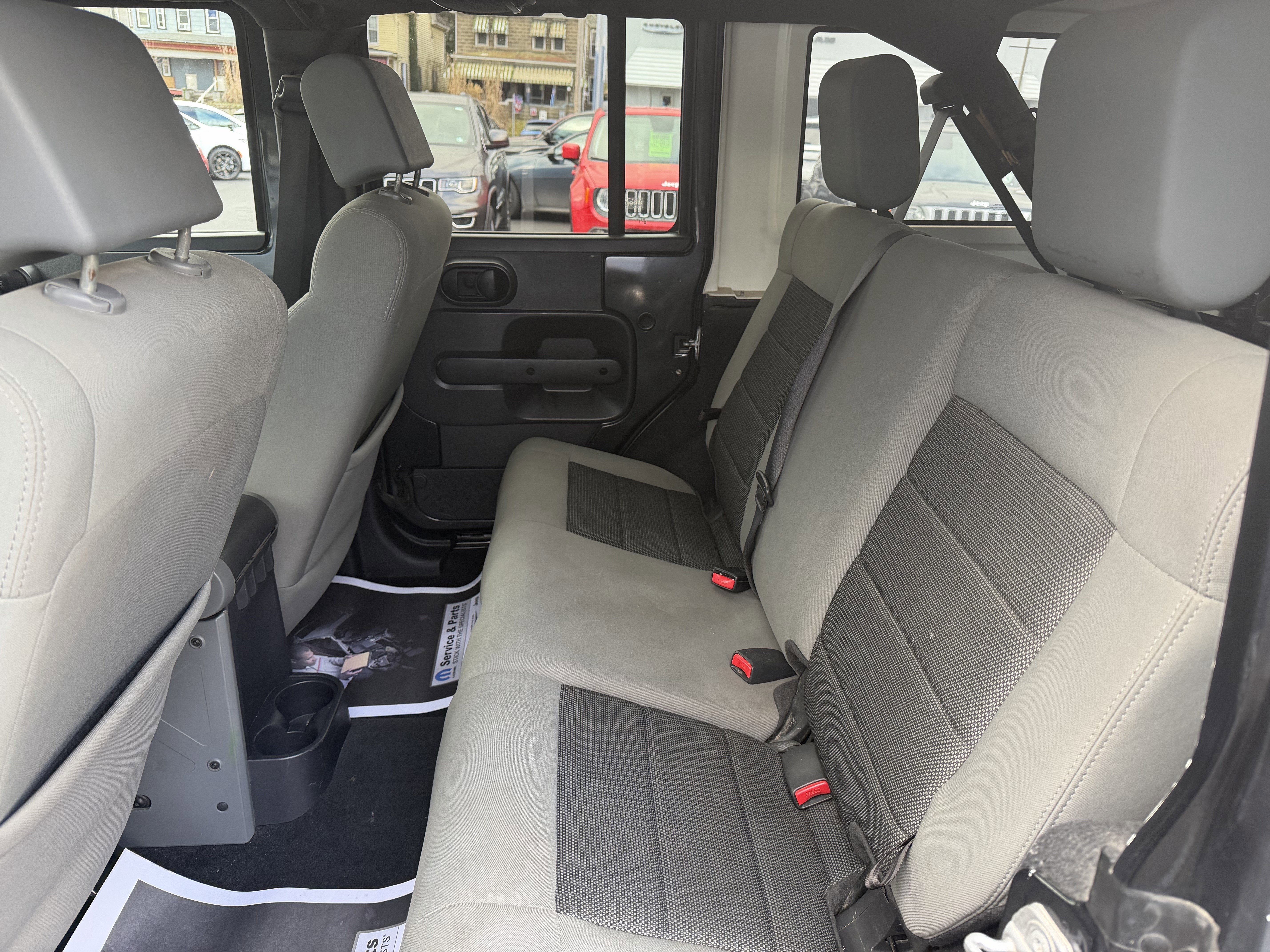 2010 Jeep WRANGLER UNL SPORT