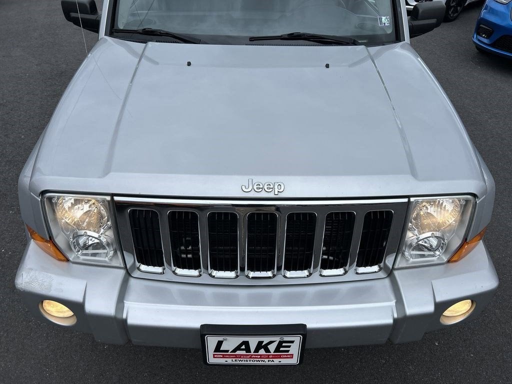 2007 Jeep Commander Sport