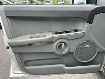 2007 Jeep Commander Sport