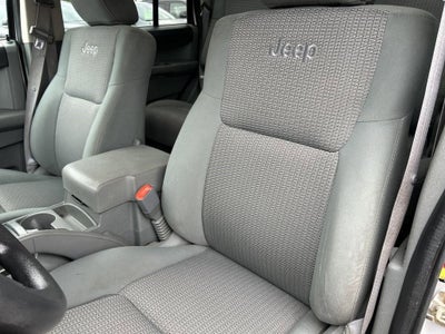 2007 Jeep Commander Sport