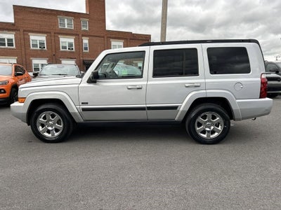 2007 Jeep Commander Sport