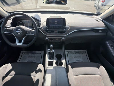 2025 Nissan Altima SV