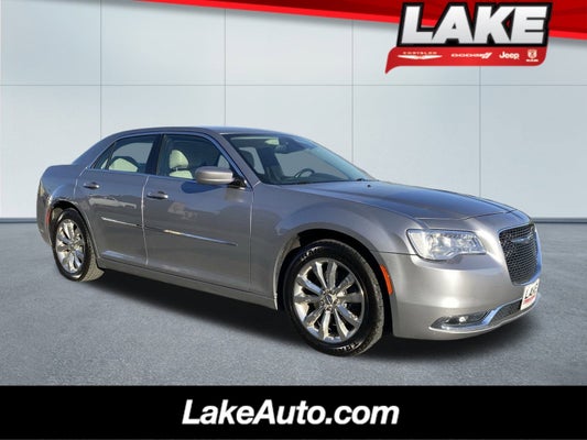 2016 Chrysler 300 LIMITED in Lewistown, PA - Lake Auto
