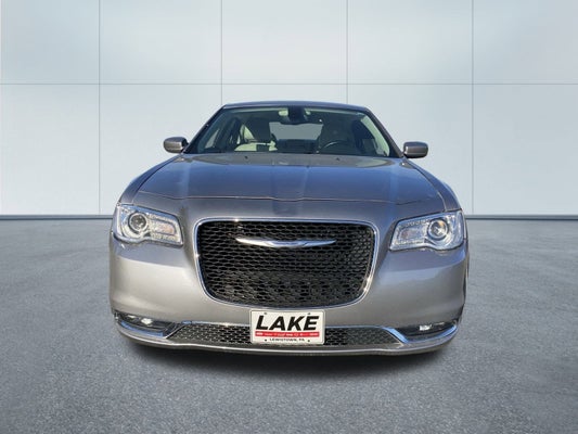 2016 Chrysler 300 LIMITED in Lewistown, PA - Lake Auto