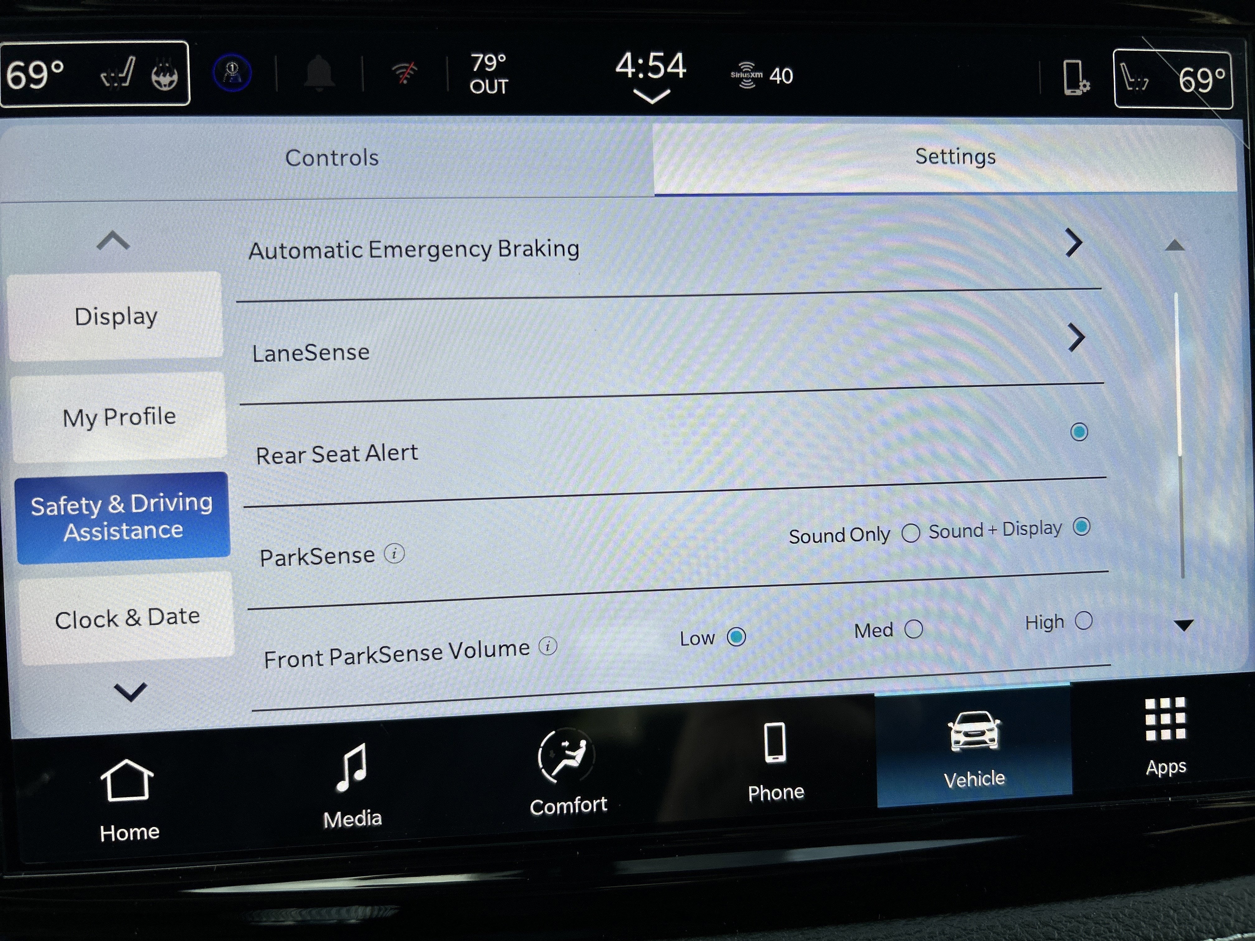 2026 Chrysler Pacifica Select