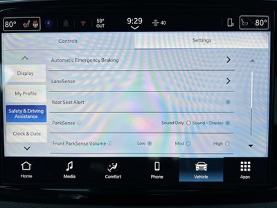 2026 Chrysler Pacifica Select