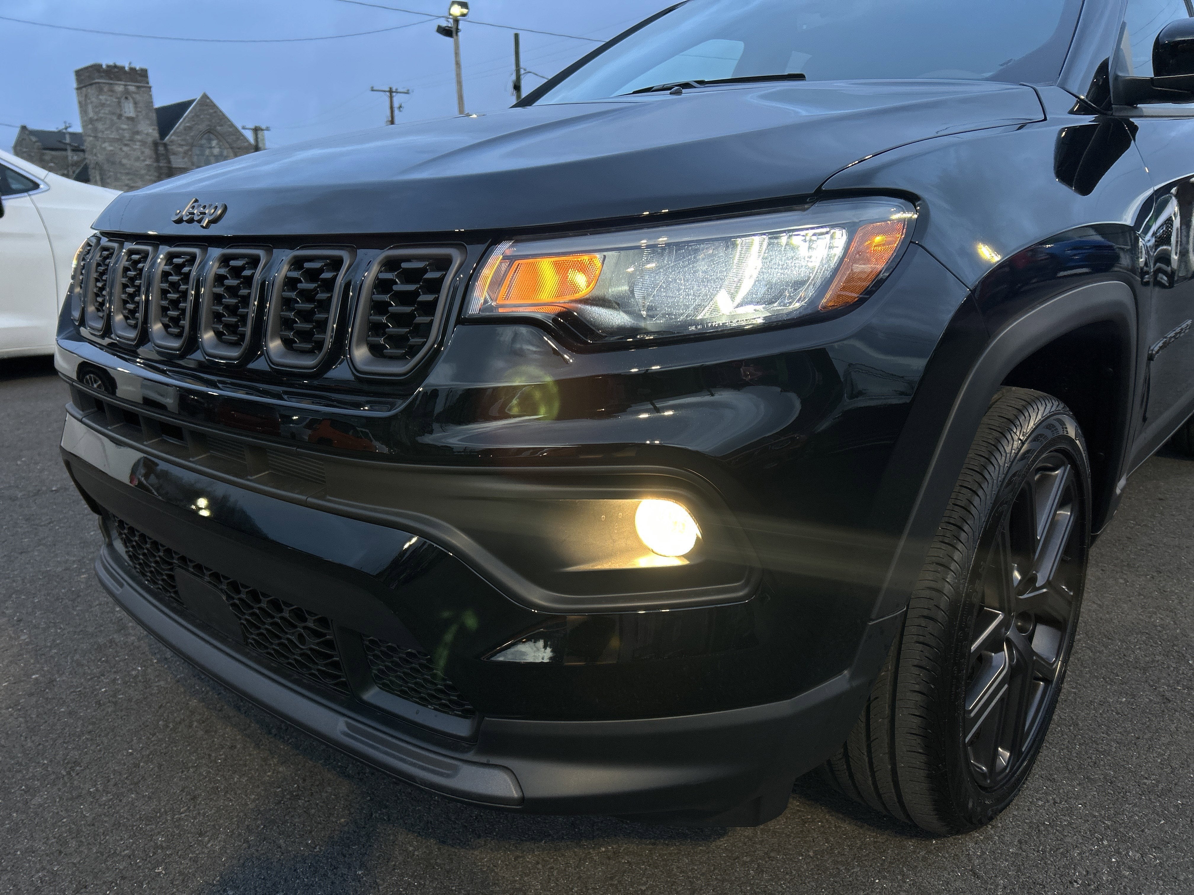2026 Jeep Compass Latitude Altitude