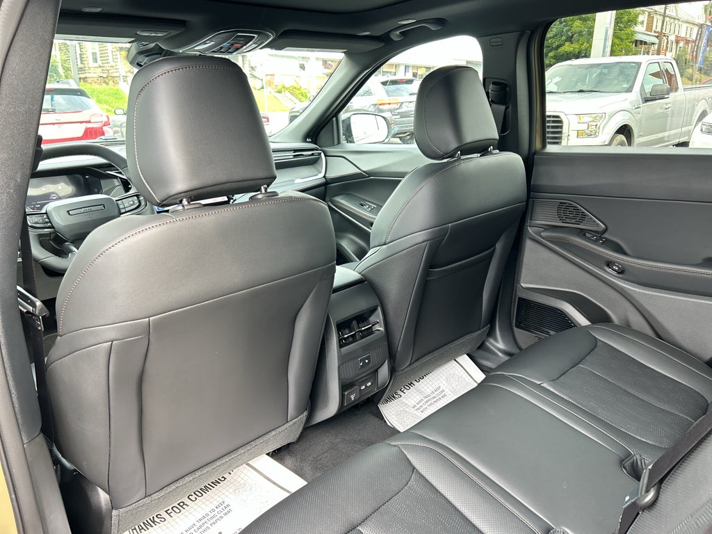2026 Jeep Cherokee Overland