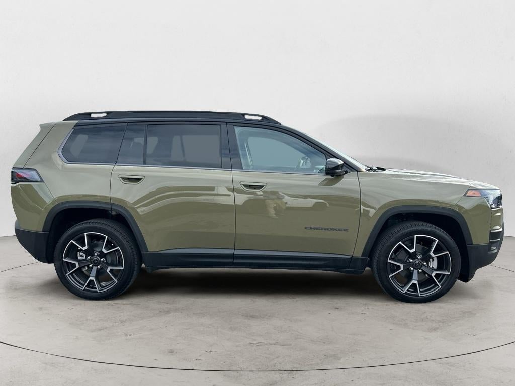 2026 Jeep Cherokee Overland