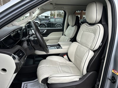 2023 Lincoln NAVIGATOR BLACK LABEL